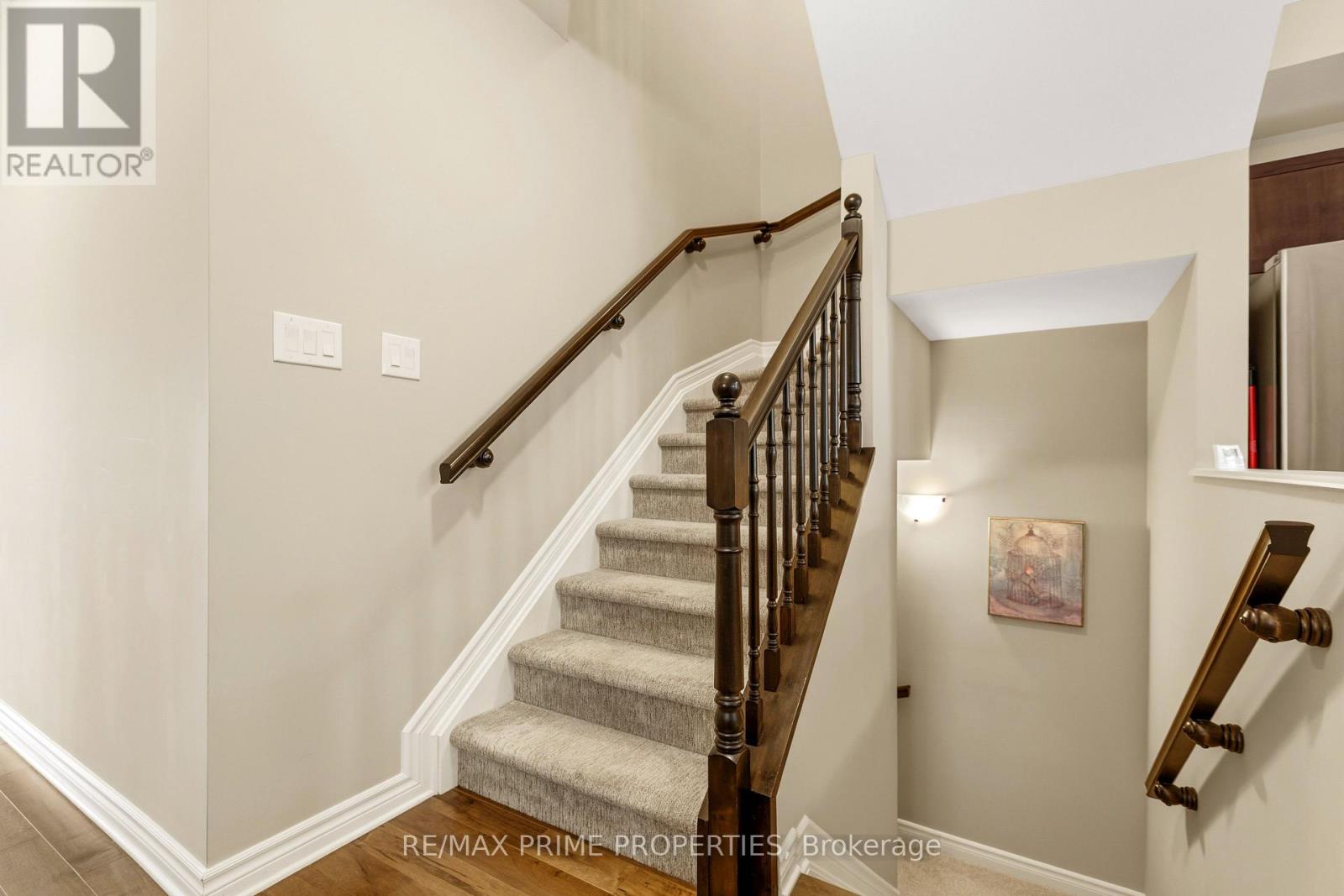 942 KILBIRNIE DRIVE - 18