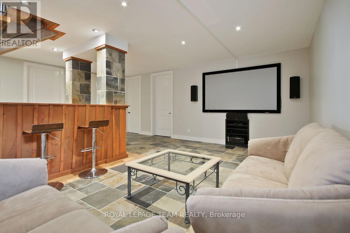 3886 ARMITAGE AVENUE - 33