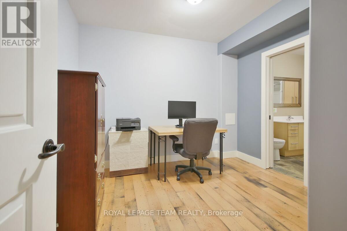 3886 ARMITAGE AVENUE - 37