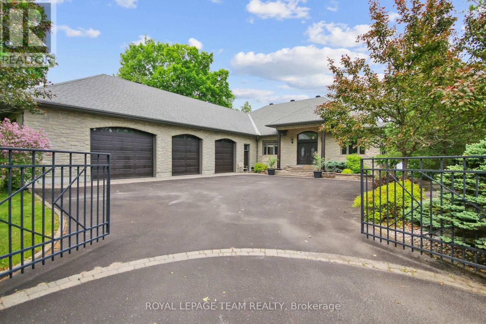 3886 ARMITAGE AVENUE - 2