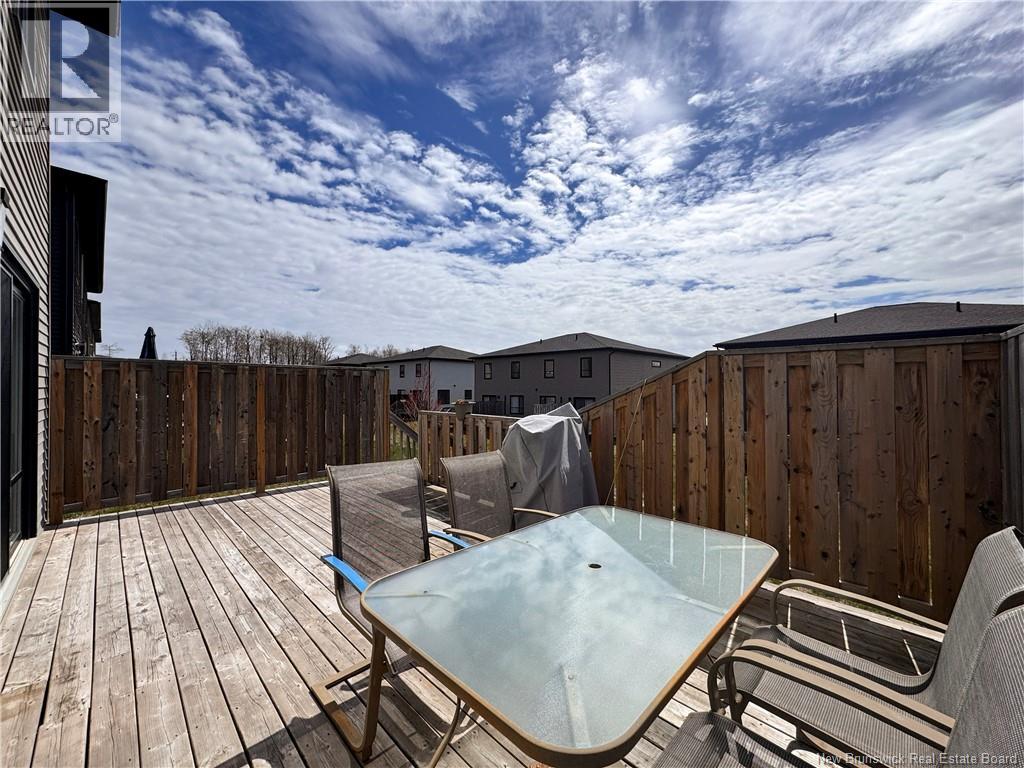 115 Timandra Crescent - 46