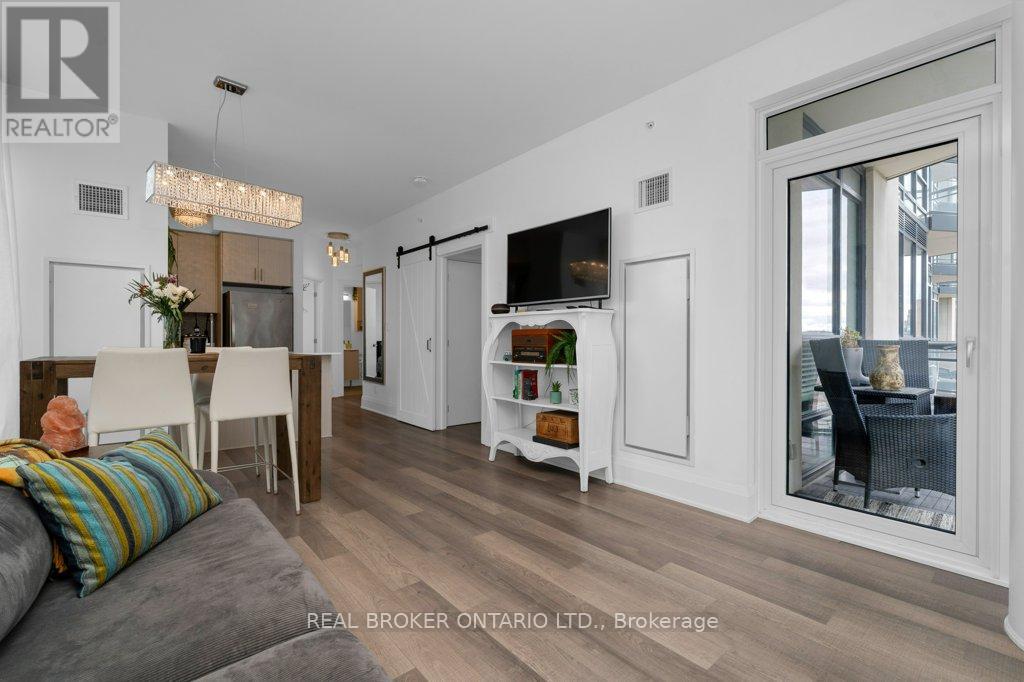 ##503 111 WORSLEY STREET - 7