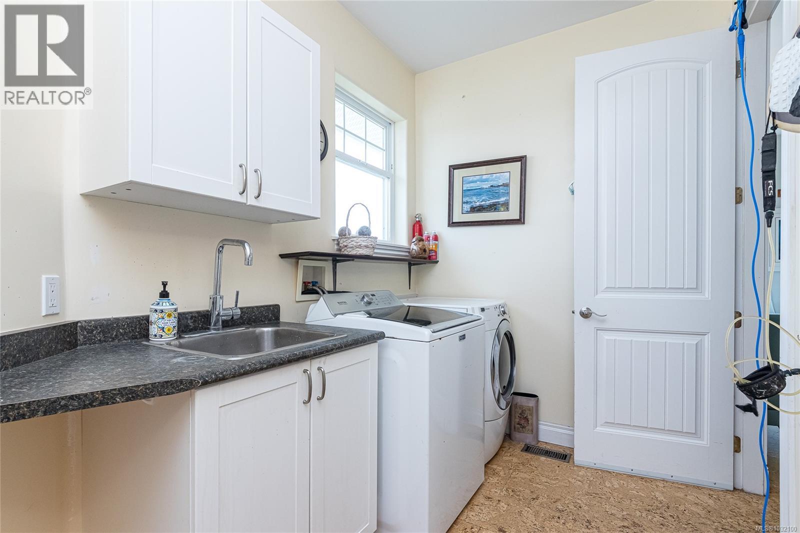 2175 Otter Ridge Dr - 32