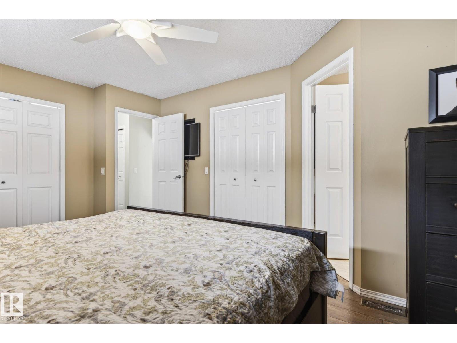 17 LEPINE PL, St. Albert