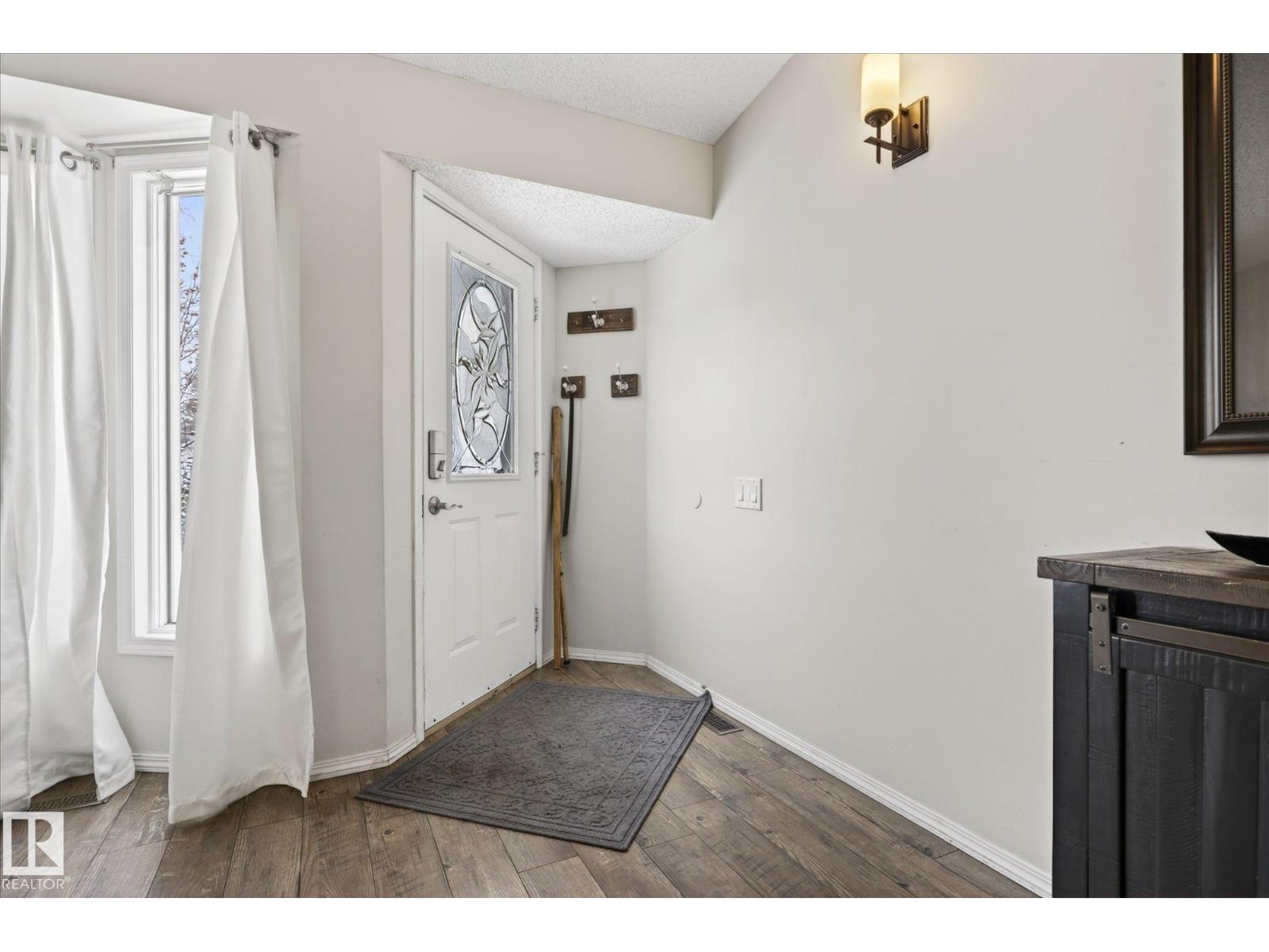 17 LEPINE PL, St. Albert
