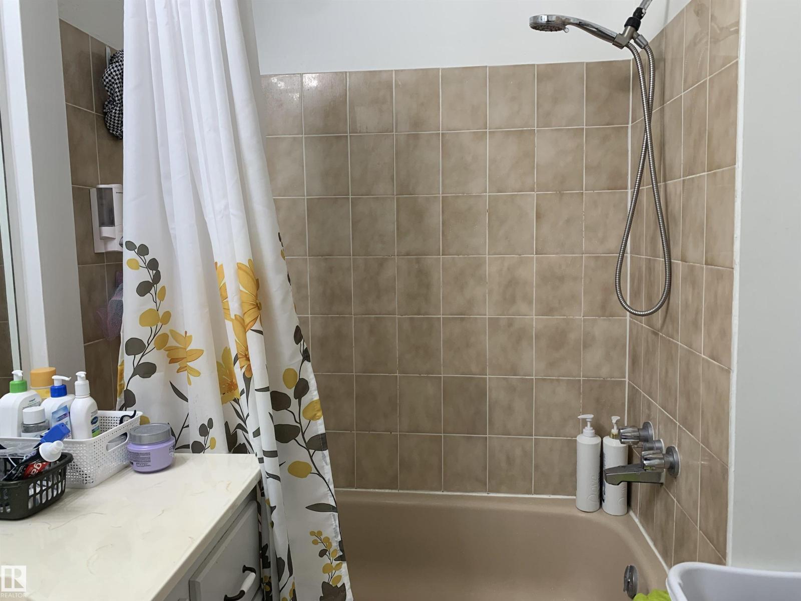 11305 89 ST NW - 9