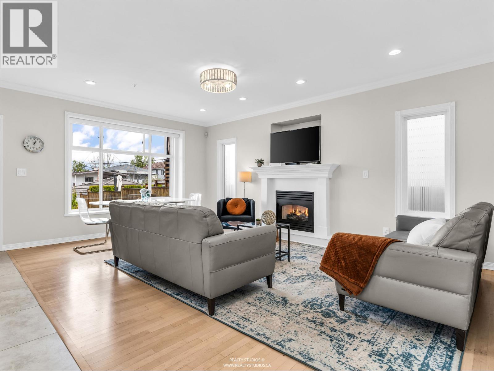 6 Bed, 5 Bath House for Sale in Vancouver – 627 E 30TH AVENUE, Vancouver - Image 39