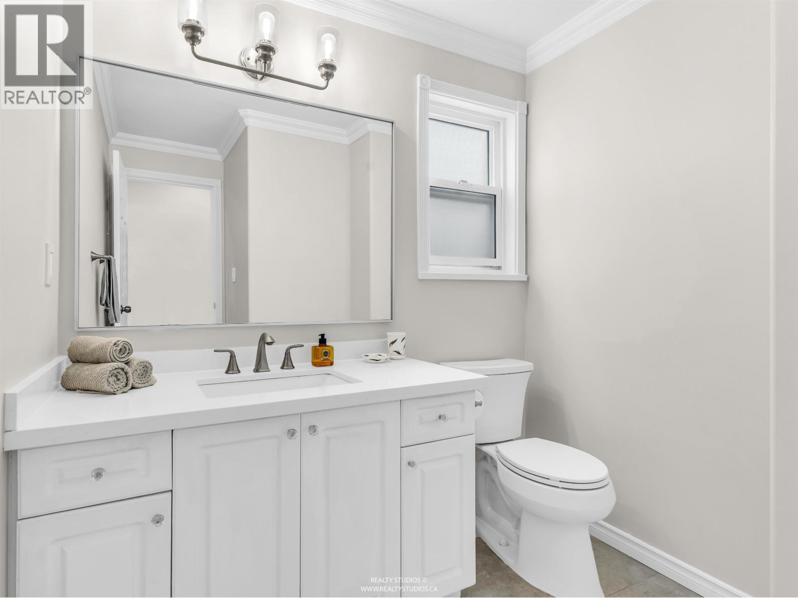 6 Bed, 5 Bath House for Sale in Vancouver – 627 E 30TH AVENUE, Vancouver - Image 25
