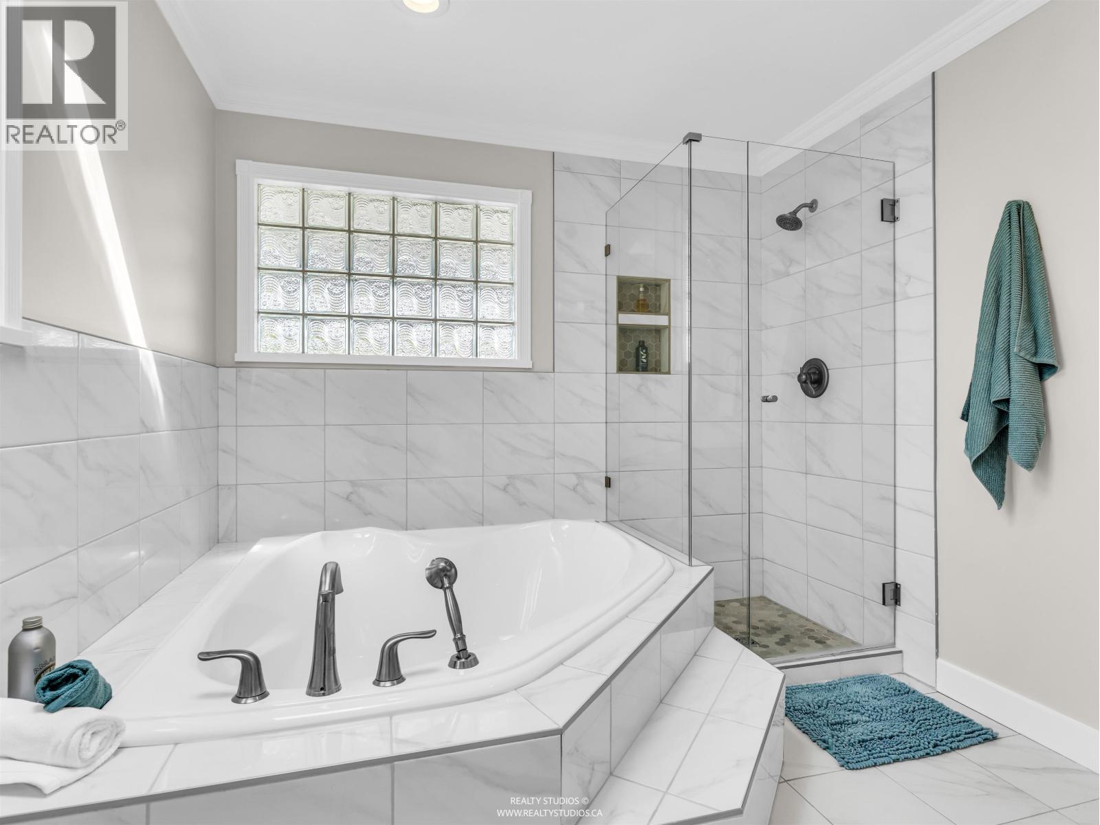 6 Bed, 5 Bath House for Sale in Vancouver – 627 E 30TH AVENUE, Vancouver - Image 33