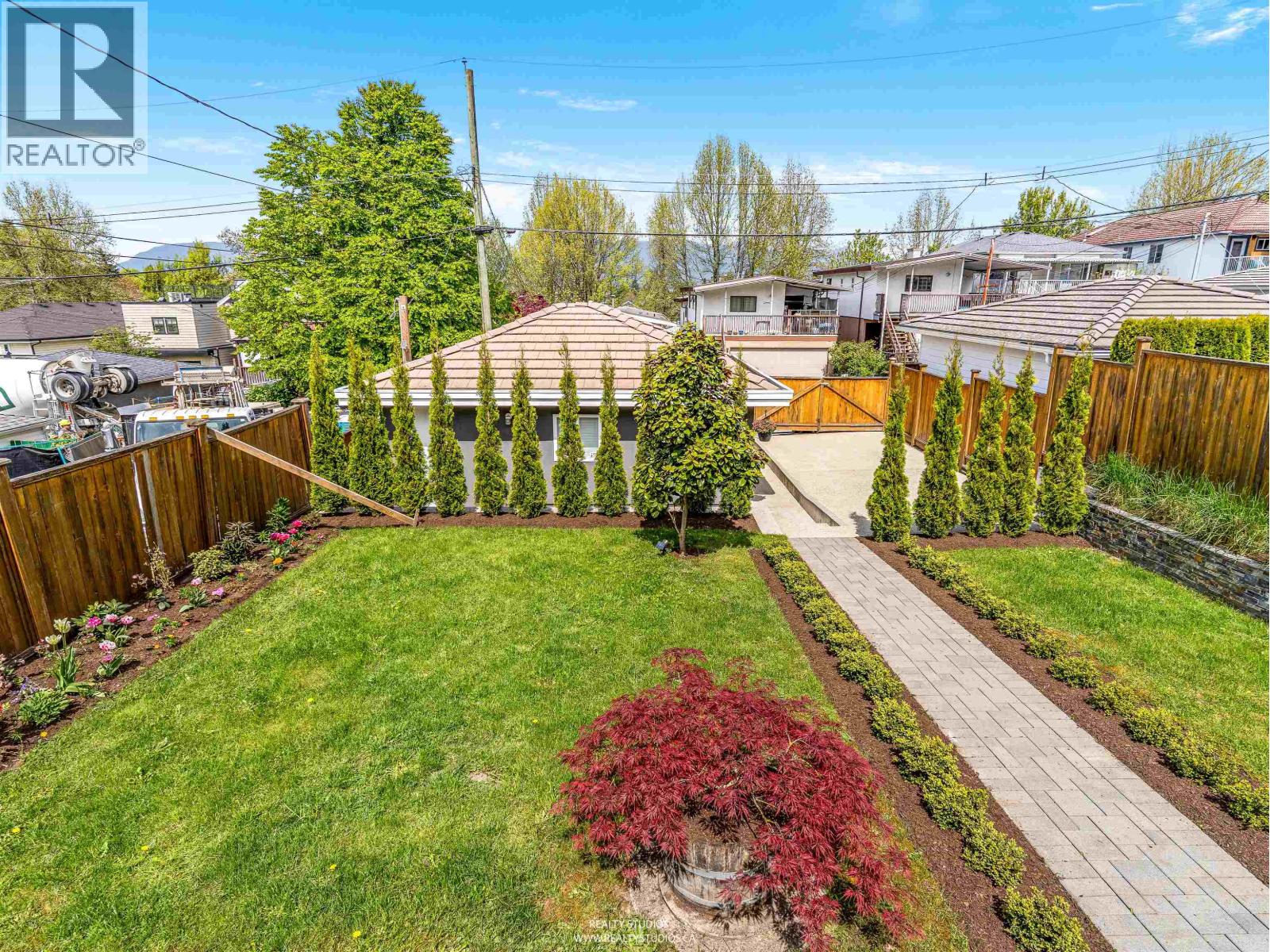 6 Bed, 5 Bath House for Sale in Vancouver – 627 E 30TH AVENUE, Vancouver - Image 5