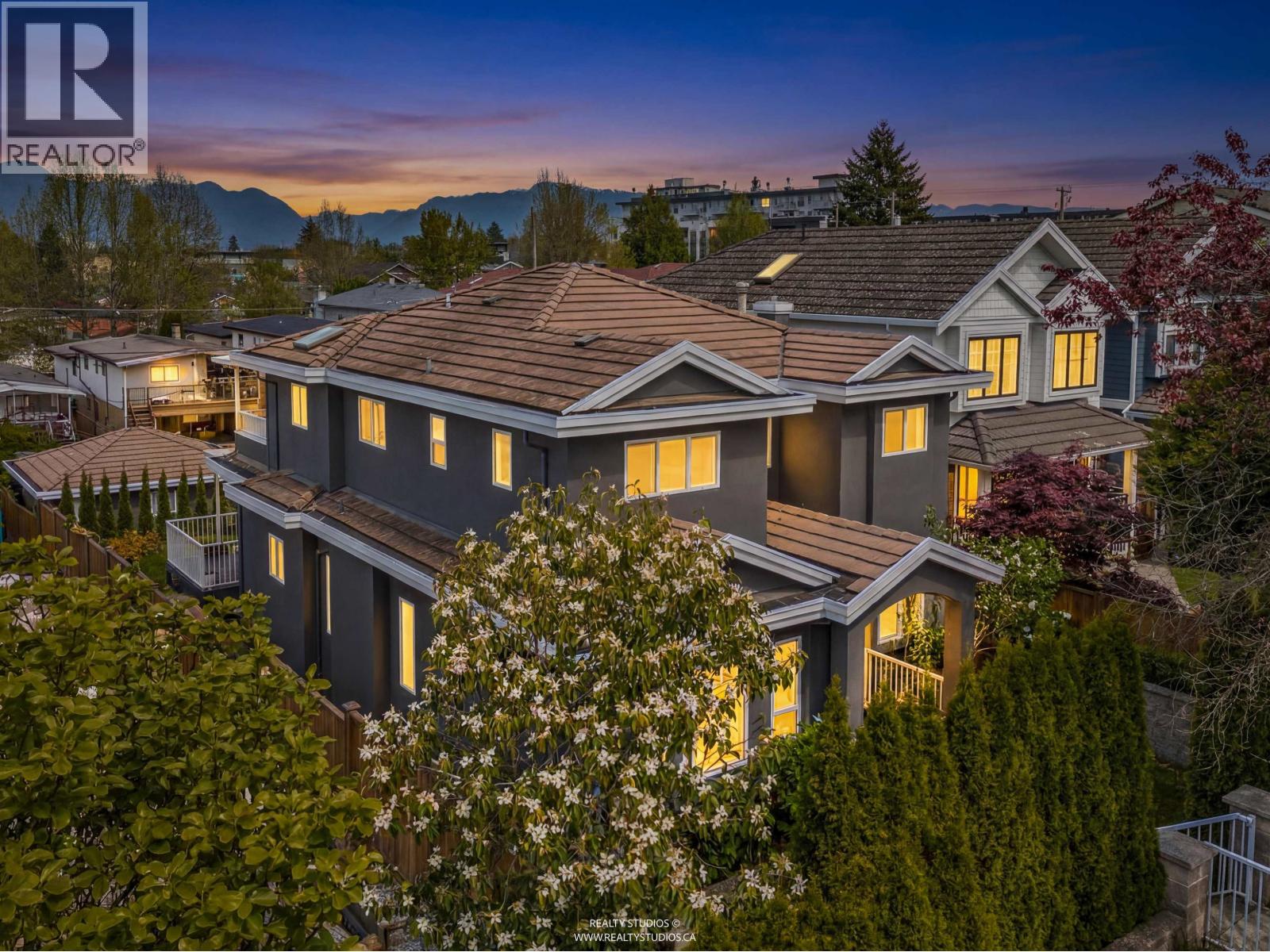 6 Bed, 5 Bath House for Sale in Vancouver – 627 E 30TH AVENUE, Vancouver - Image 14