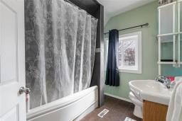 711 Victor Street, Winnipeg, MB R3E1Y4 Photo 13