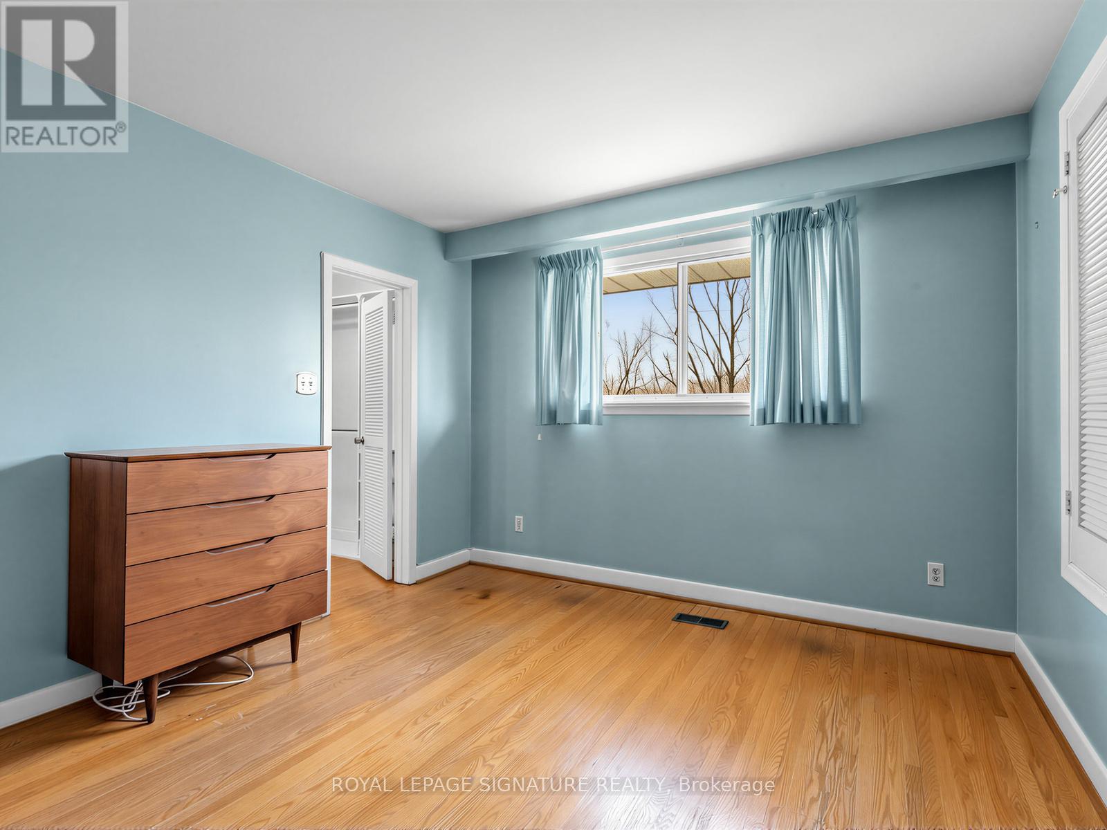62 DUKINFIELD CRESCENT - 12