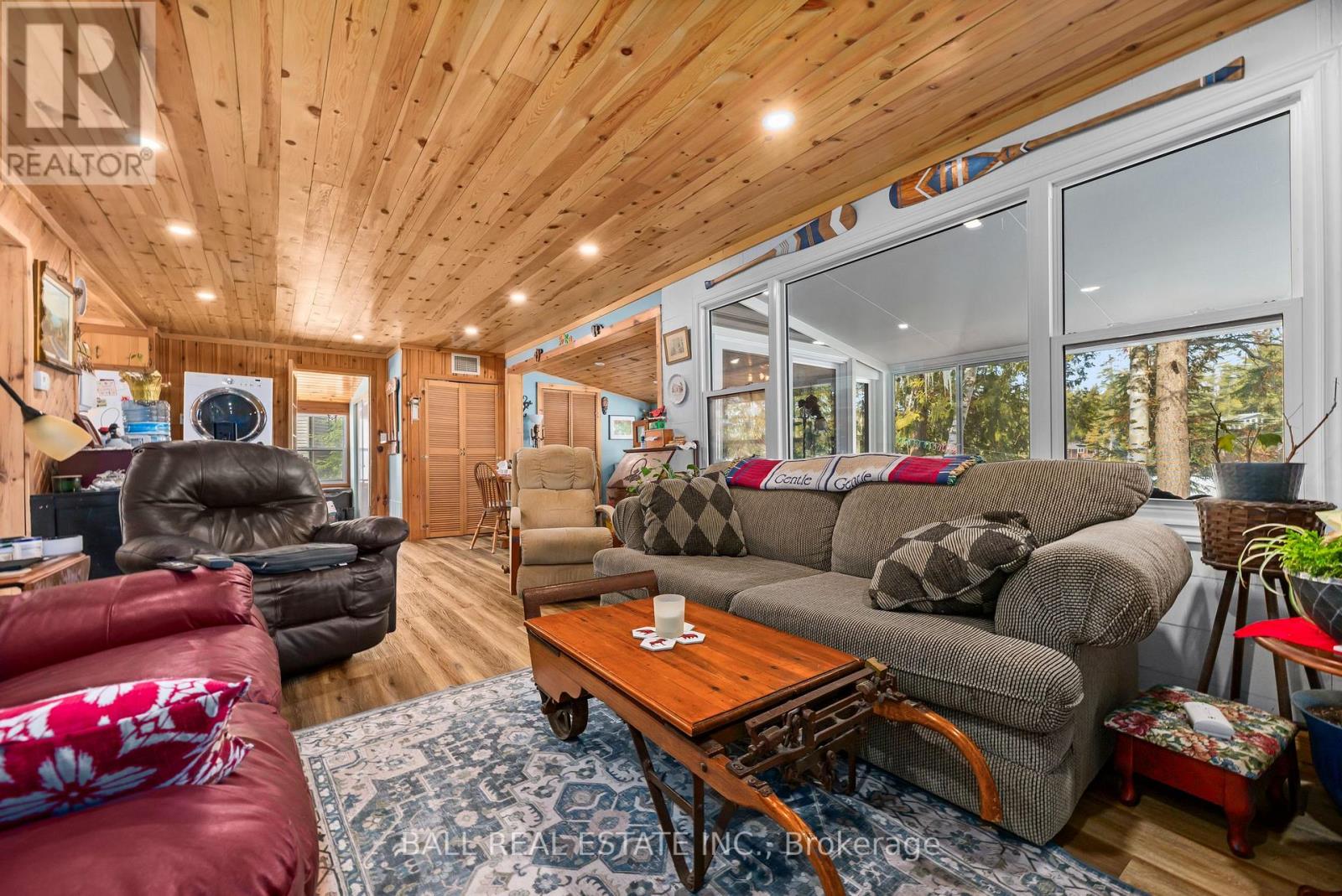 1561 CRYSTAL LAKE ROAD - 12