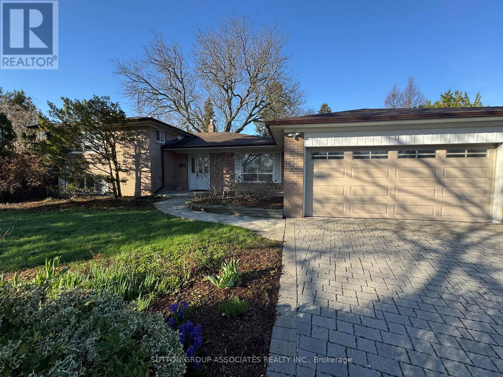11 CASTOR CRESCENT - 2