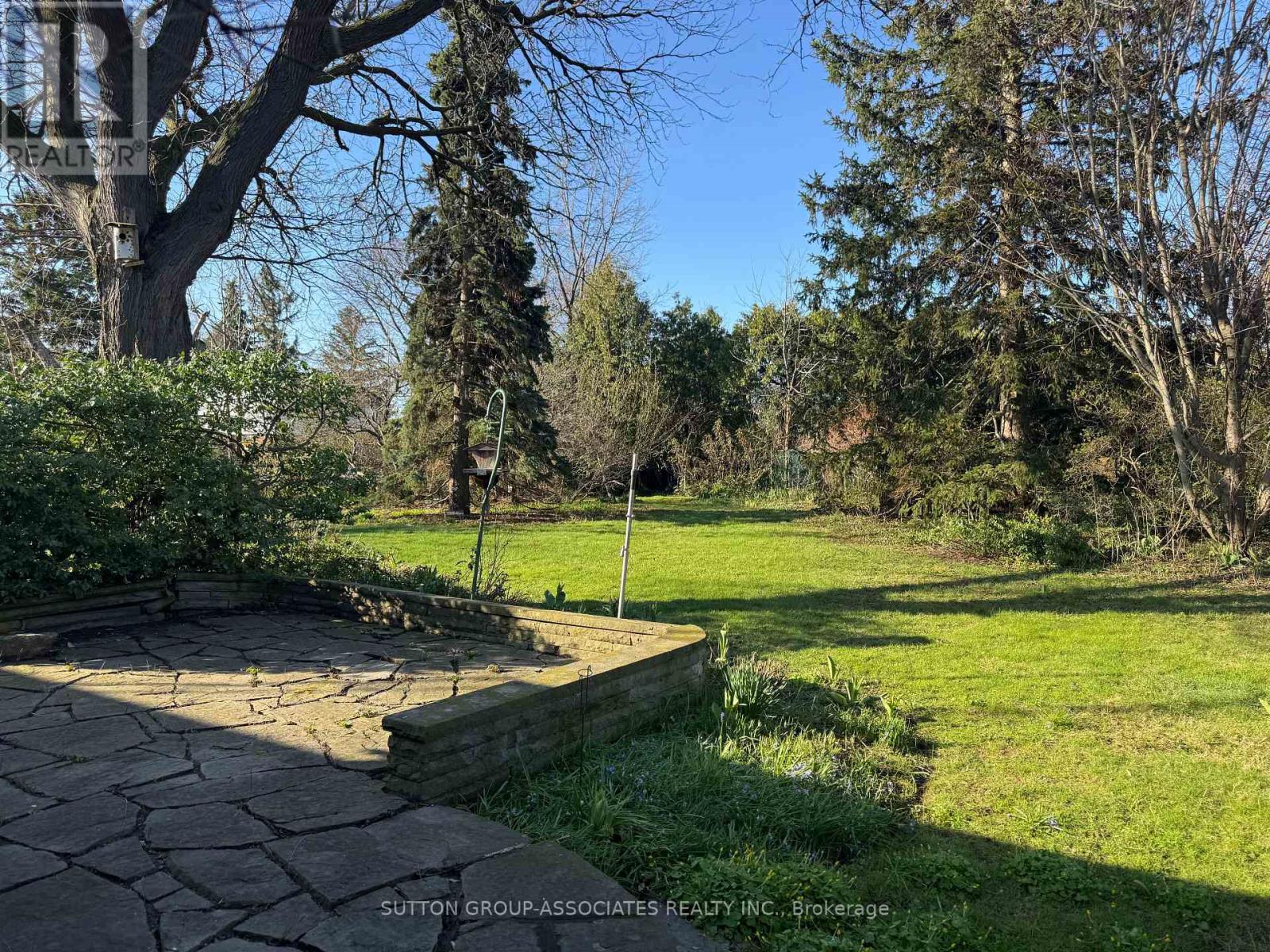 11 CASTOR CRESCENT - 27