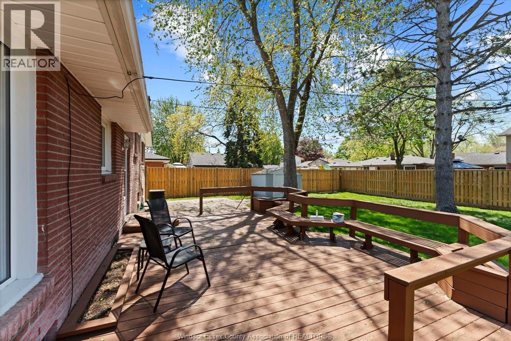 2875 Riviera, Windsor, Ontario, N9E3A5 — Photo 29