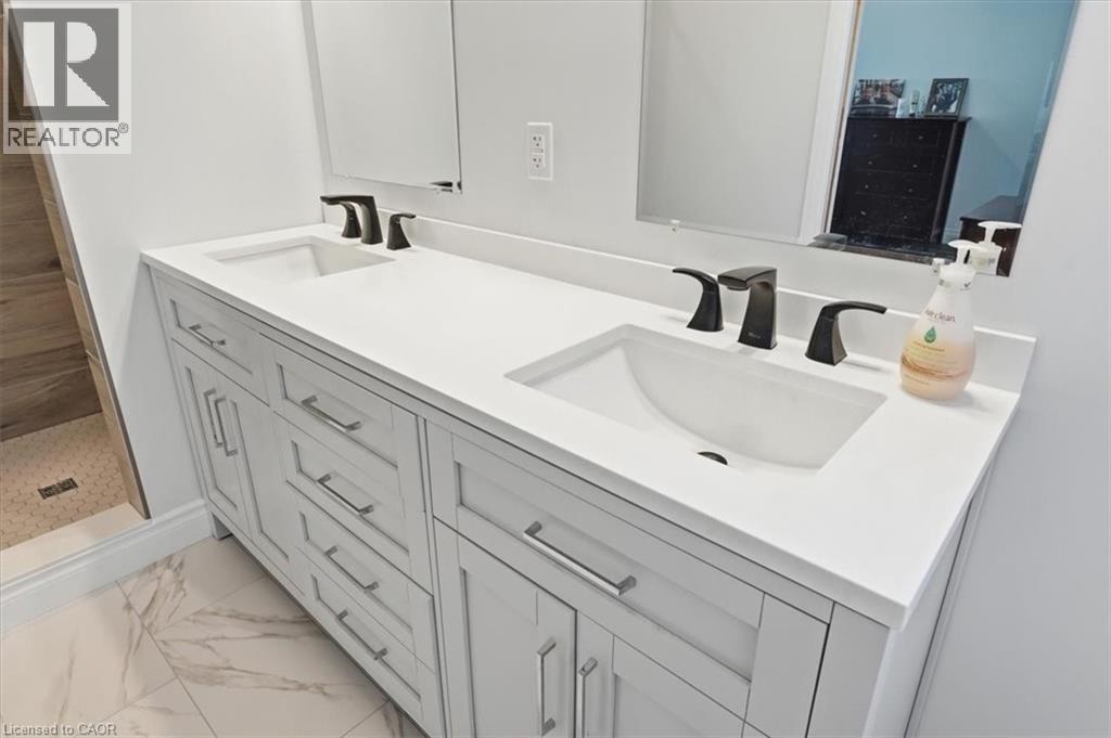 782 NORTH SHORE Drive - 24