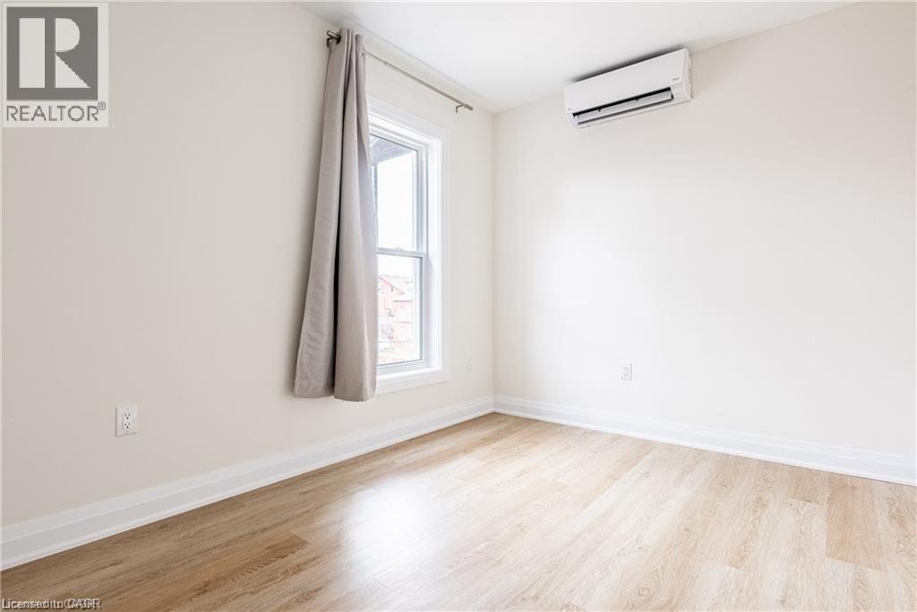 106 EAST Avenue S Unit# 3, Hamilton, Ontario, L8N2T7 — Photo 11