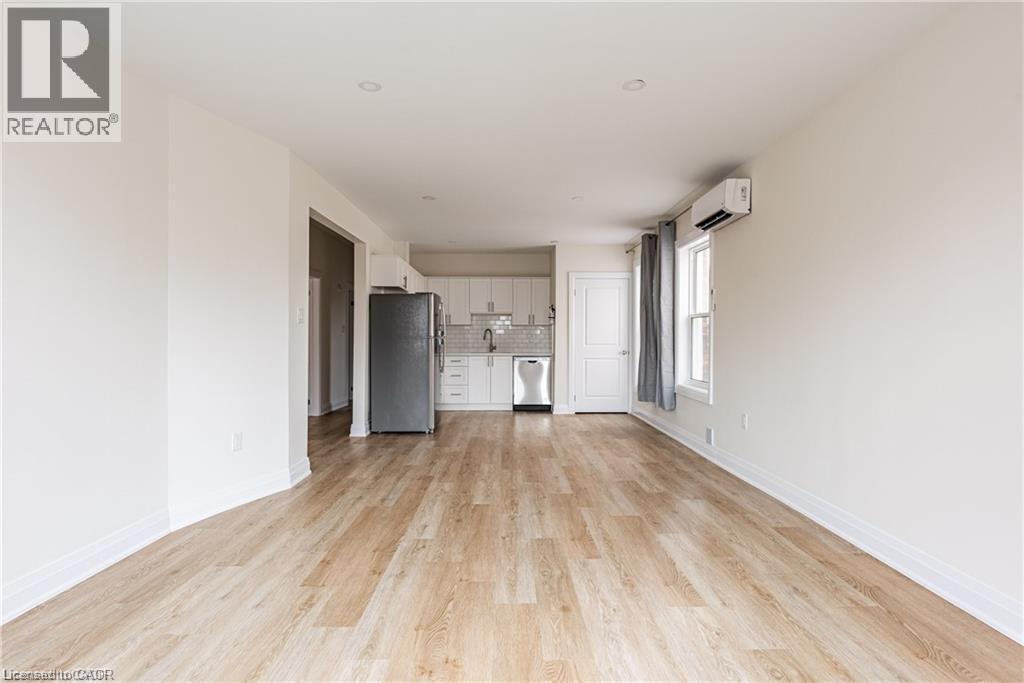106 EAST Avenue S Unit# 3, Hamilton, Ontario, L8N2T7 — Photo 6