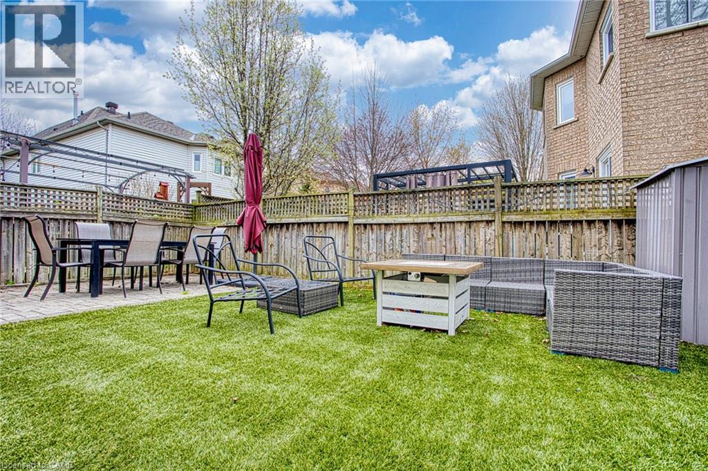 112 LAURENDALE Avenue - 32