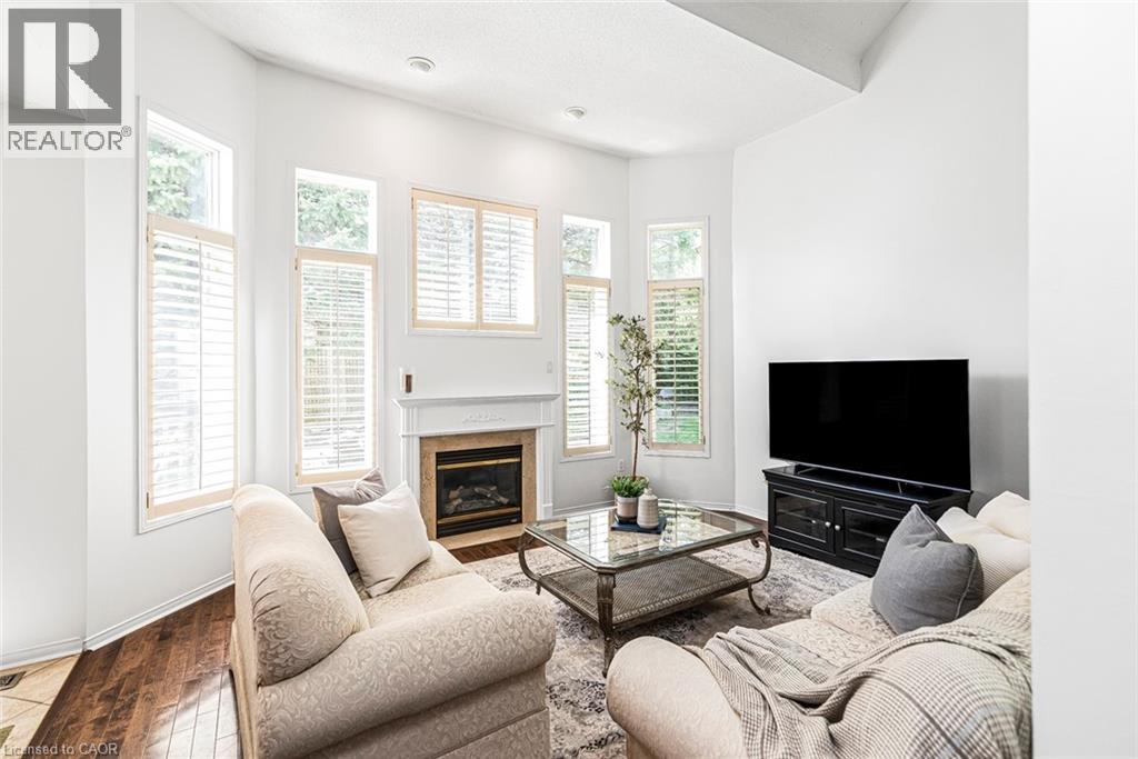 102 MOORE Crescent, Ancaster, Ontario, L9G4Z8 — Photo 11