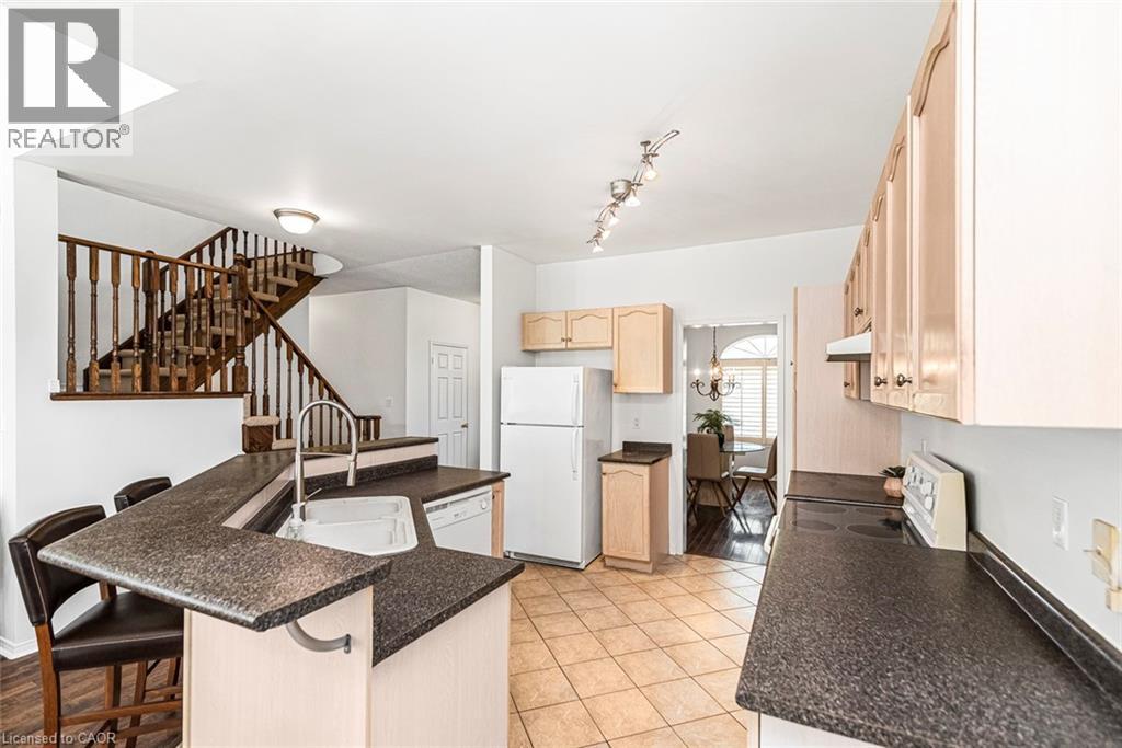 102 MOORE Crescent, Ancaster, Ontario, L9G4Z8 — Photo 15