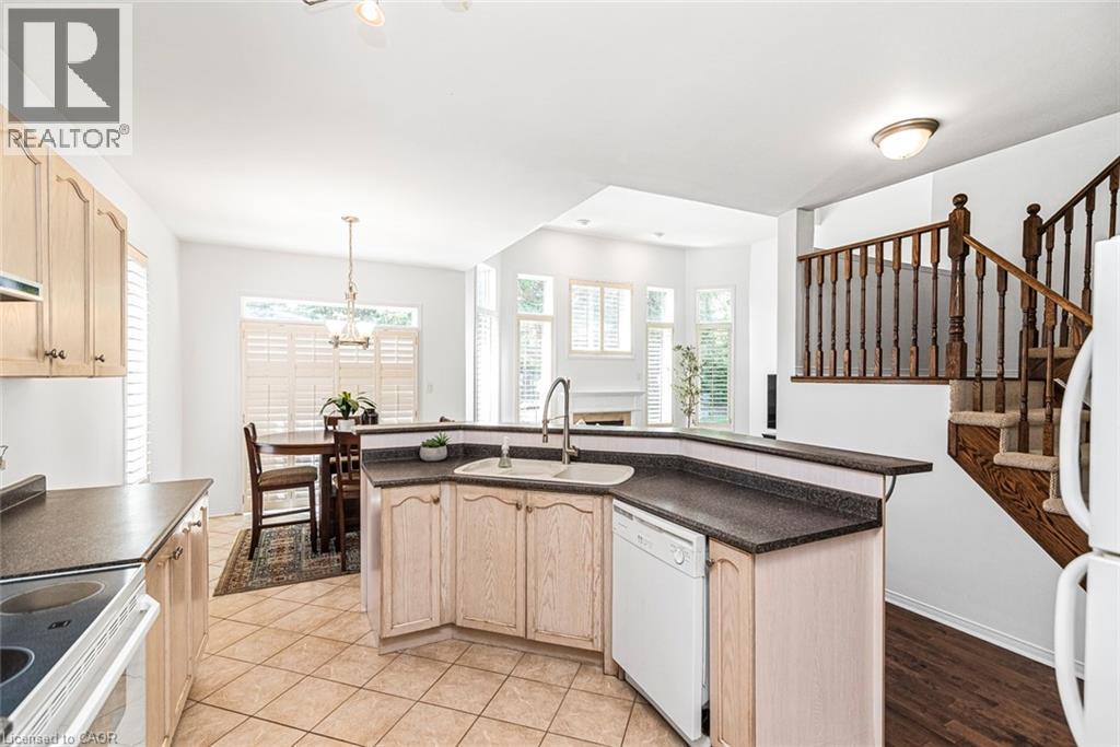 102 MOORE Crescent, Ancaster, Ontario, L9G4Z8 — Photo 16