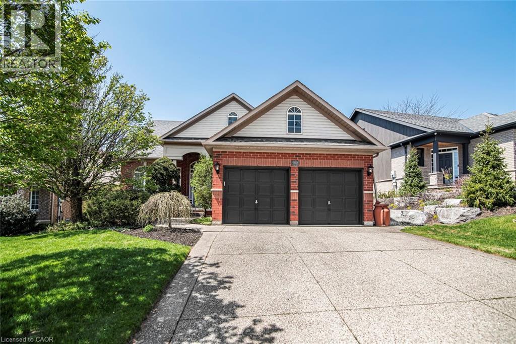 102 MOORE Crescent, Ancaster, Ontario, L9G4Z8 — Photo 2
