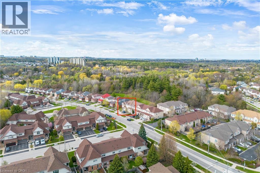 42 DOON MILLS Drive, Kitchener, Ontario, N2P2W9 — Photo 45