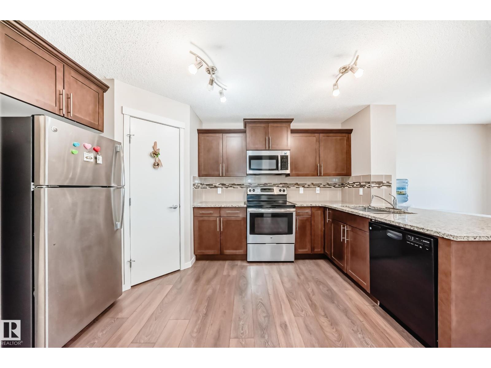 17304 73 ST NW, Edmonton