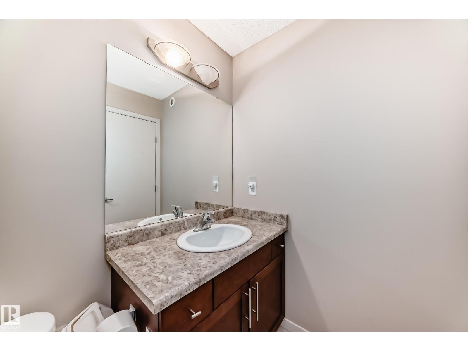 17304 73 ST NW, Edmonton