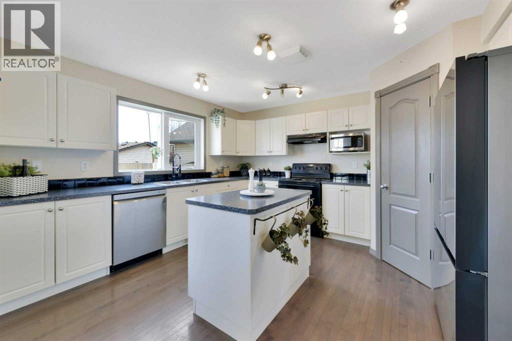 93 White Avenue, Red Deer