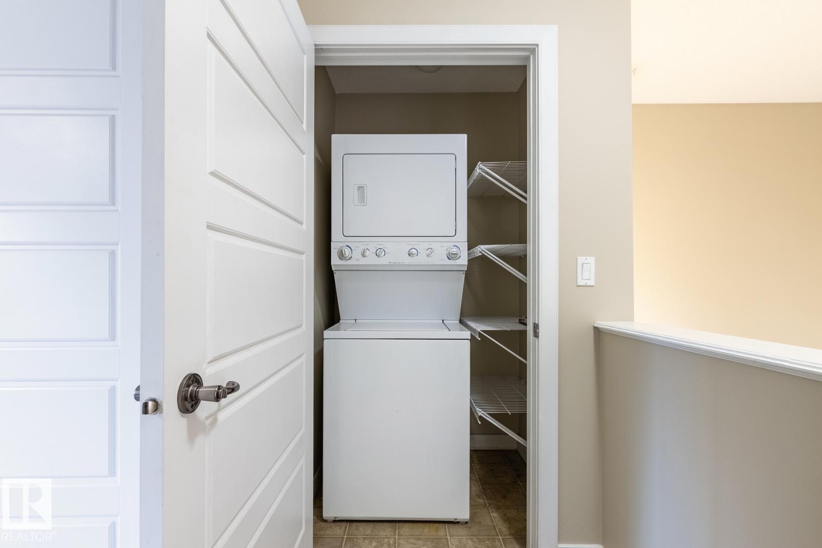 #39 13825 155 AV NW, Edmonton