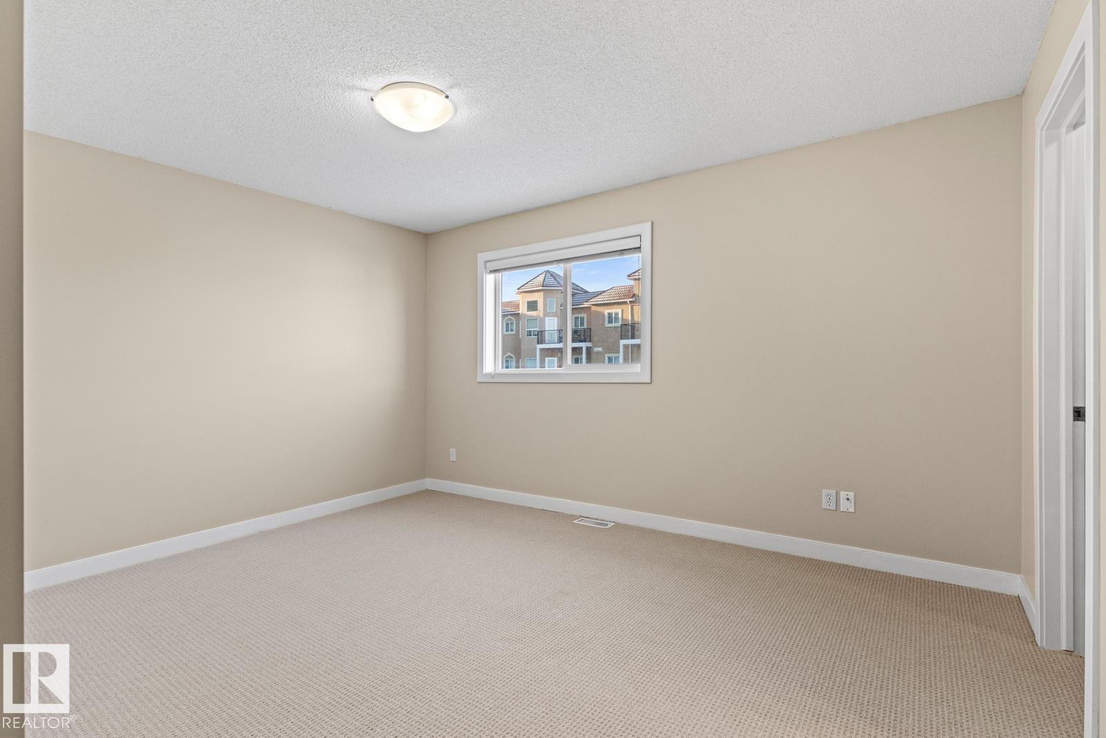 #39 13825 155 AV NW, Edmonton