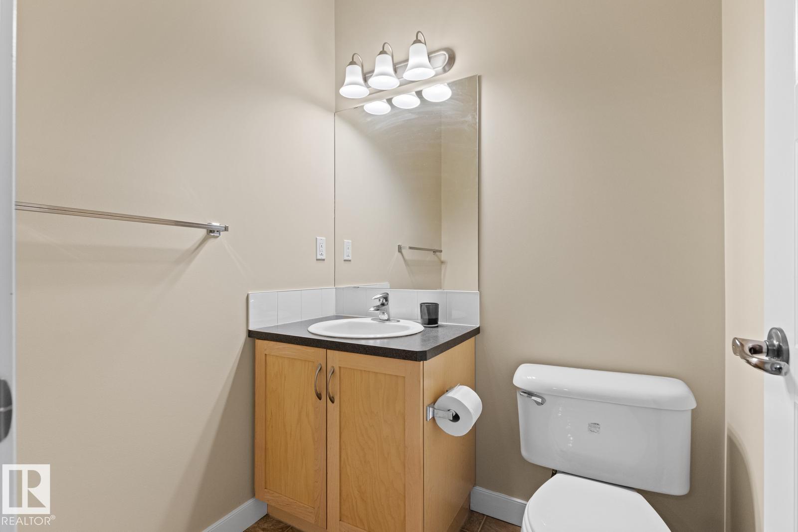 #39 13825 155 AV NW, Edmonton