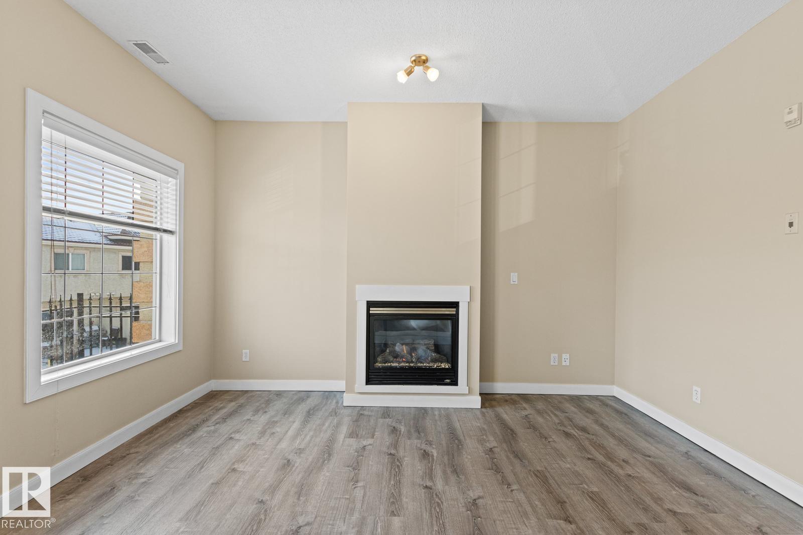 #39 13825 155 AV NW, Edmonton