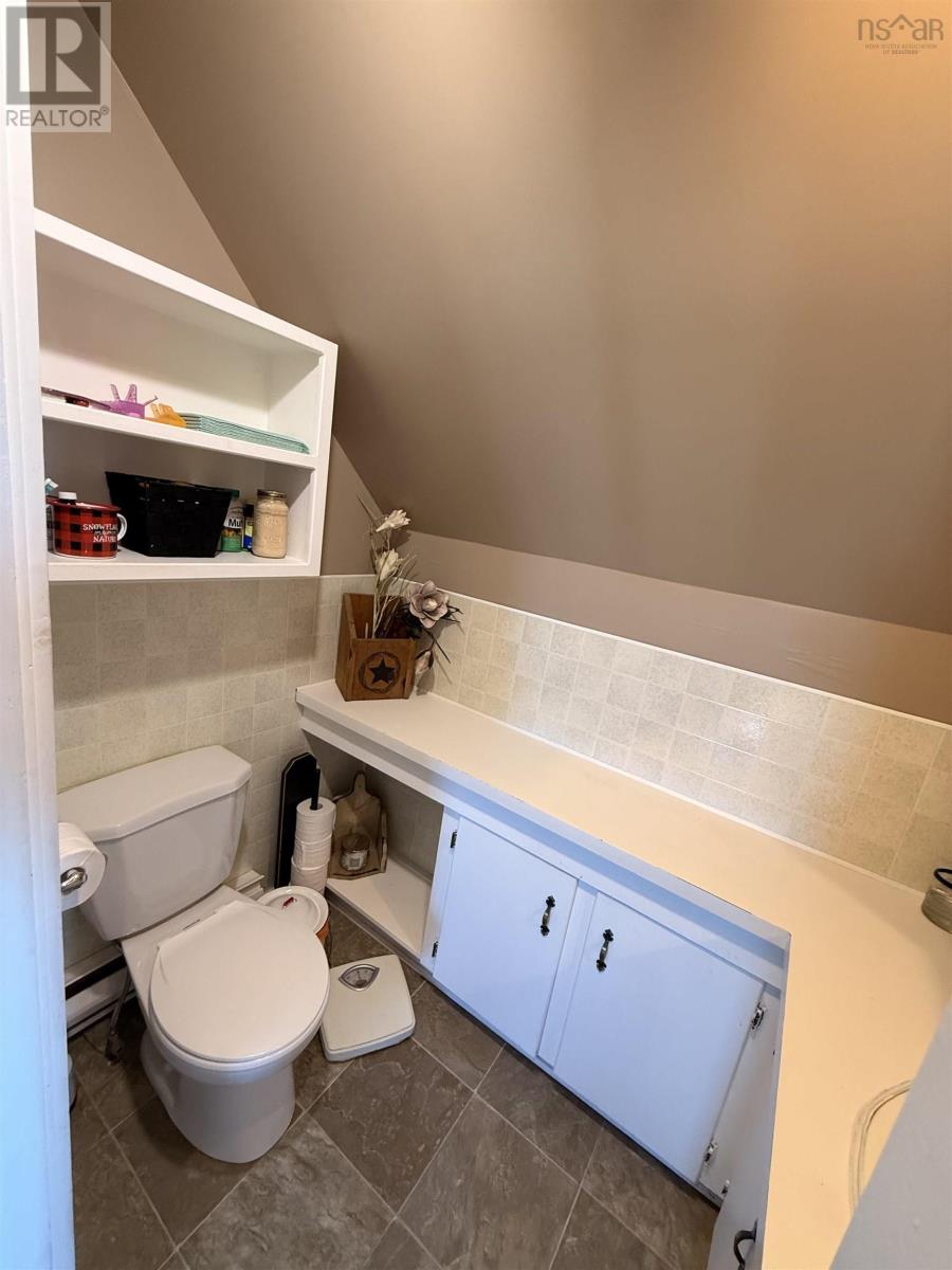Property 15 of 21 of 151 Nicholas Road