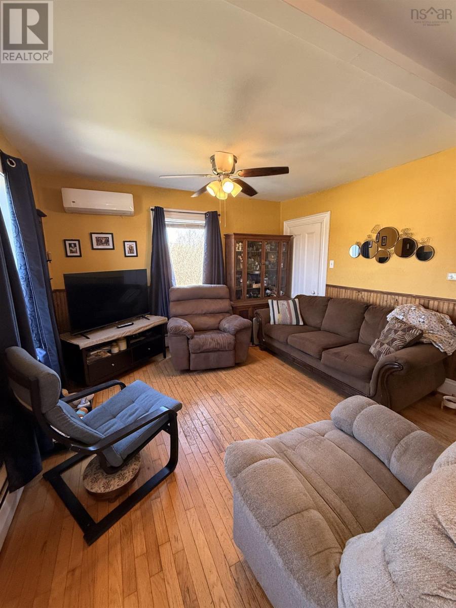 Property 3 of 21 of 151 Nicholas Road