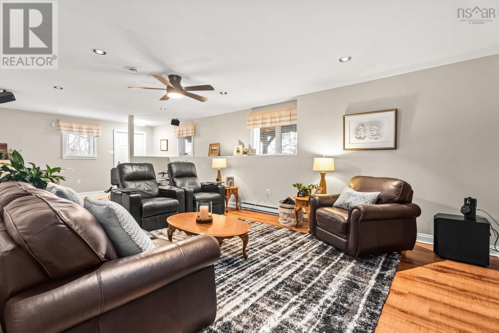 Property 33 of 49 of 9 Rosewood Court