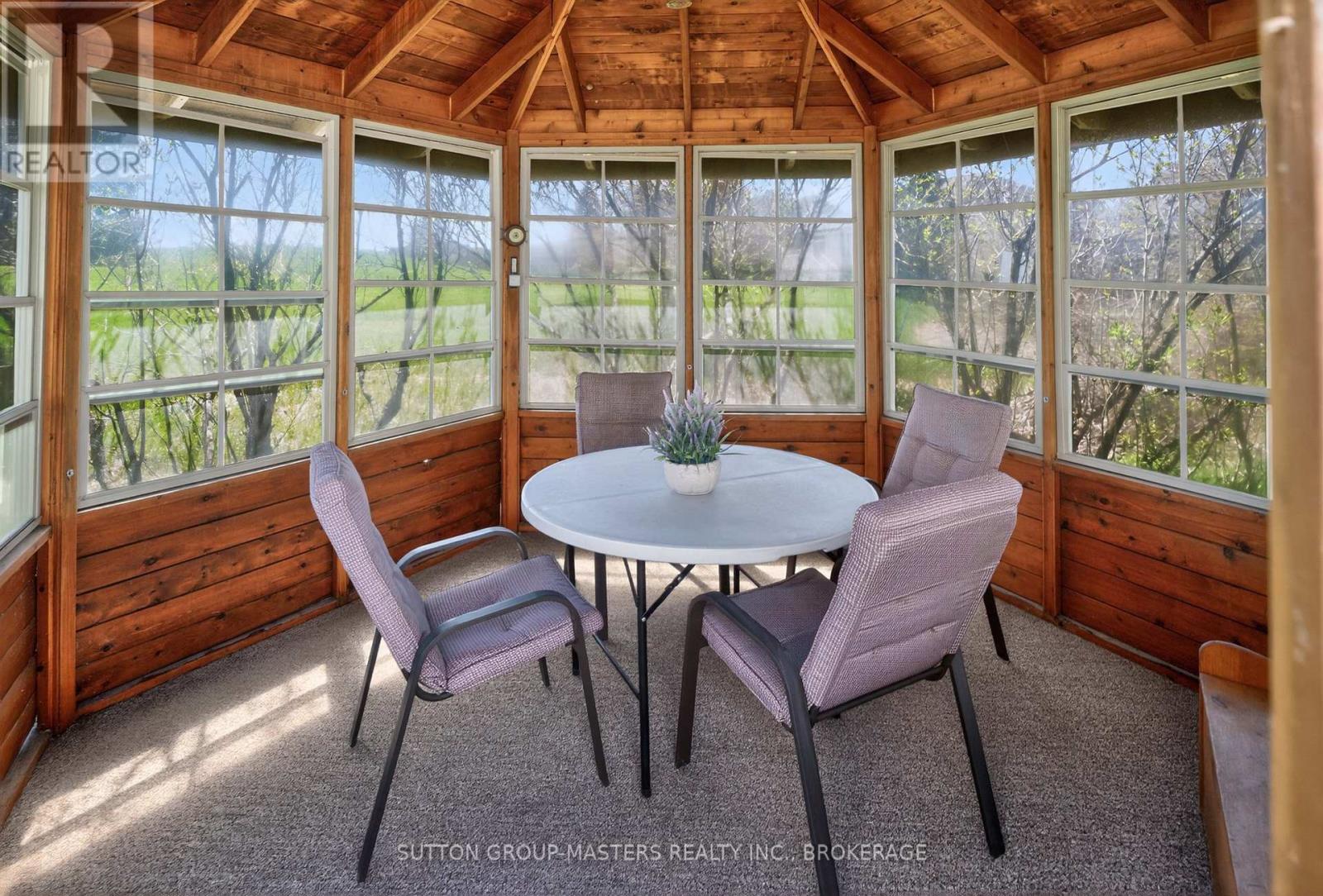 104 ABBEY DAWN DRIVE - 31