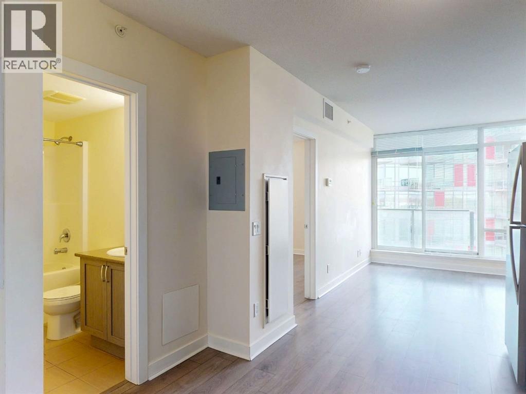 #605 30 Brentwood Common NW - 11