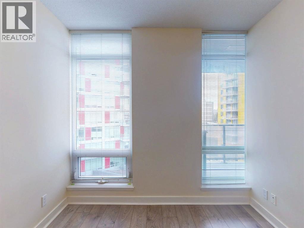 #605 30 Brentwood Common NW - 20