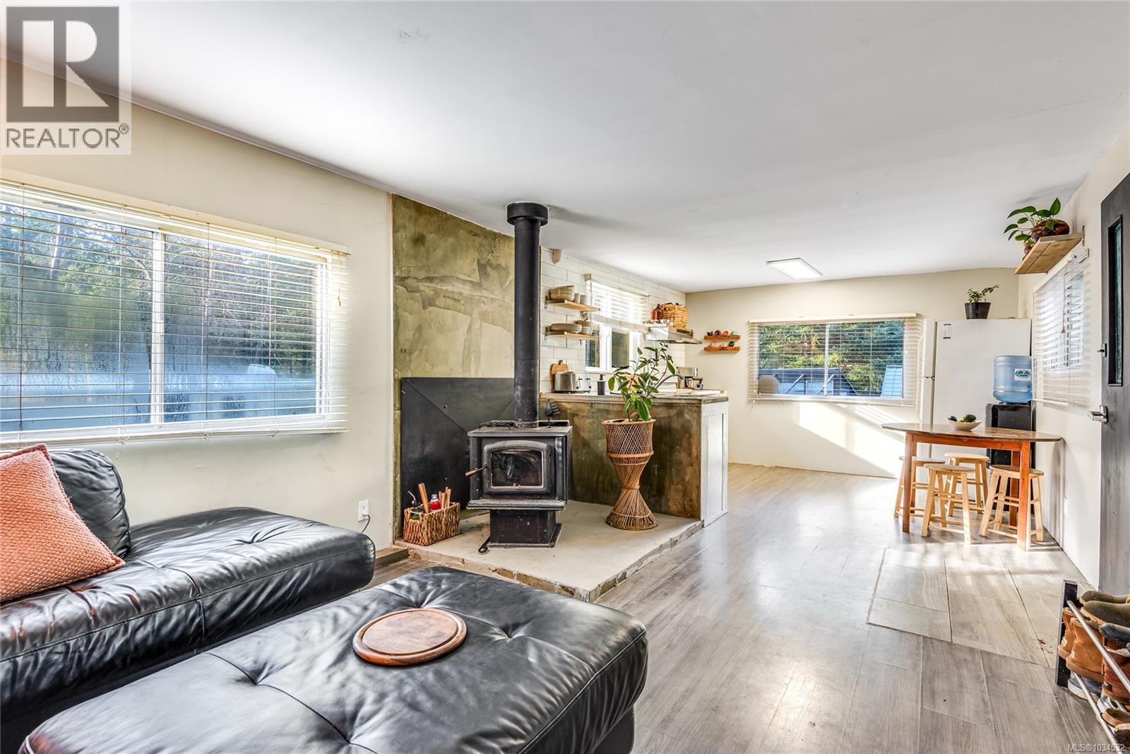 360 Cape Mudge Rd - 27