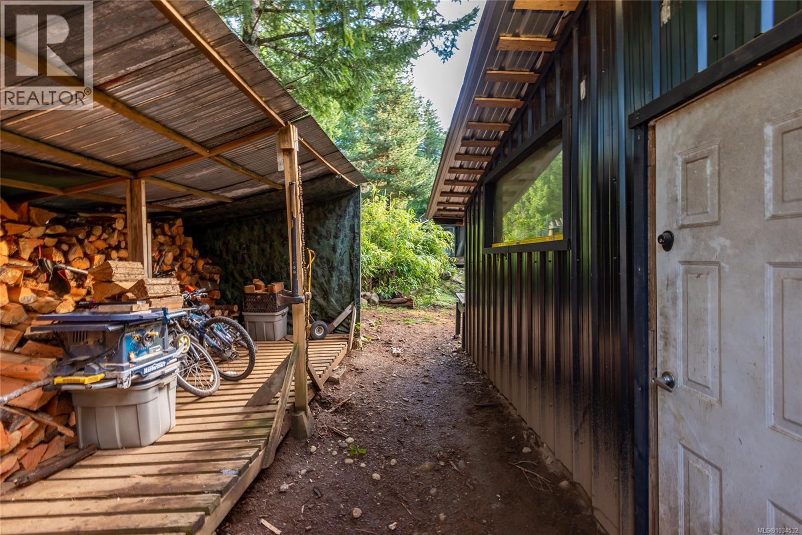 360 Cape Mudge Rd - 50
