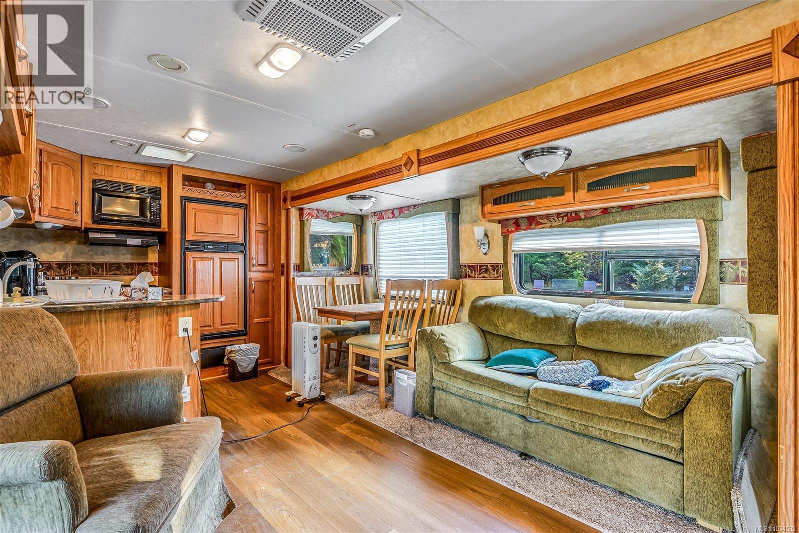 360 Cape Mudge Rd - 52