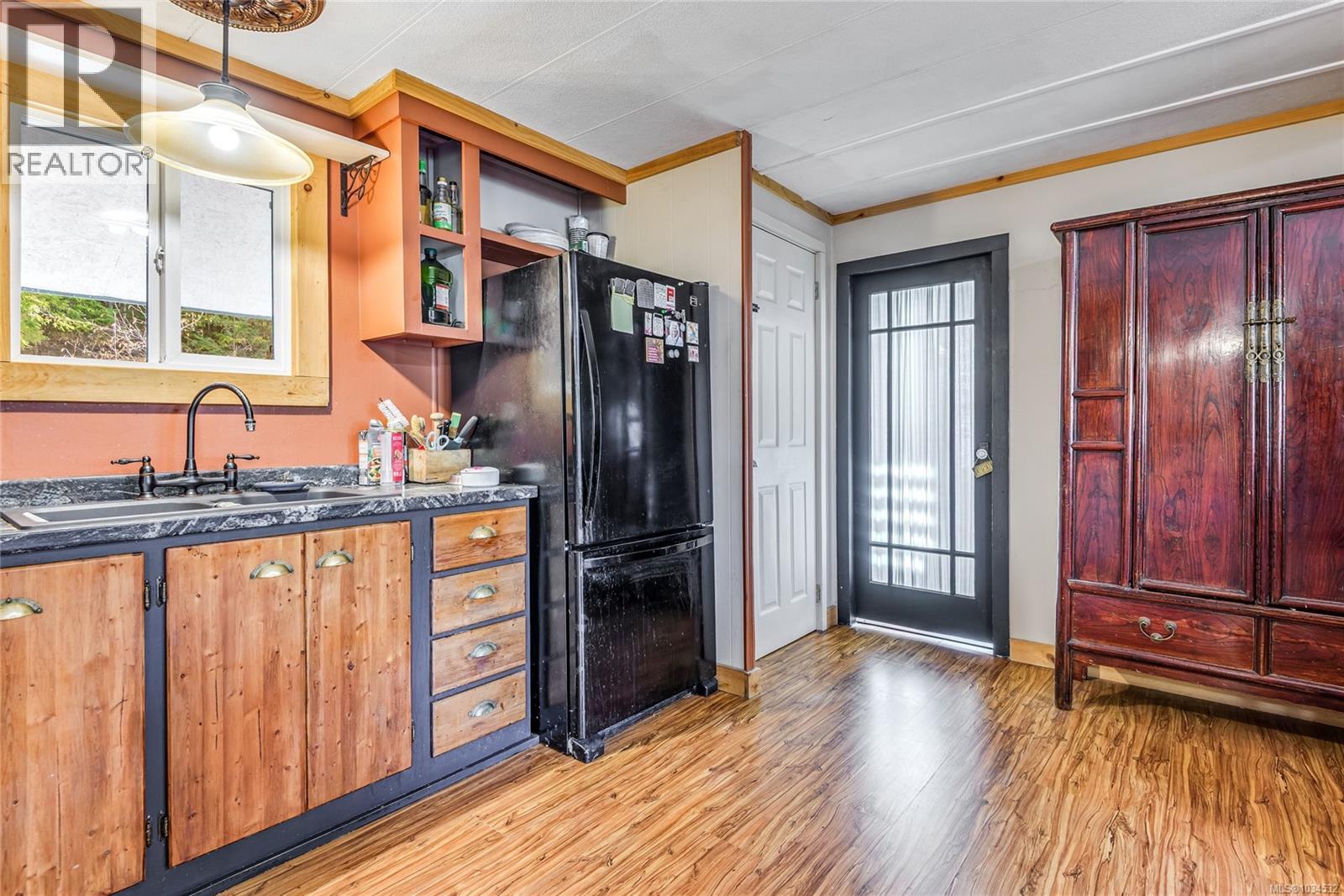 360 Cape Mudge Rd - 6