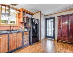 Kitchen - 360 Cape Mudge Rd, Quadra Island, BC V0P1H0 Photo 6