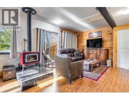Primary Bedroom - 360 Cape Mudge Rd, Quadra Island, BC V0P1H0 Photo 9