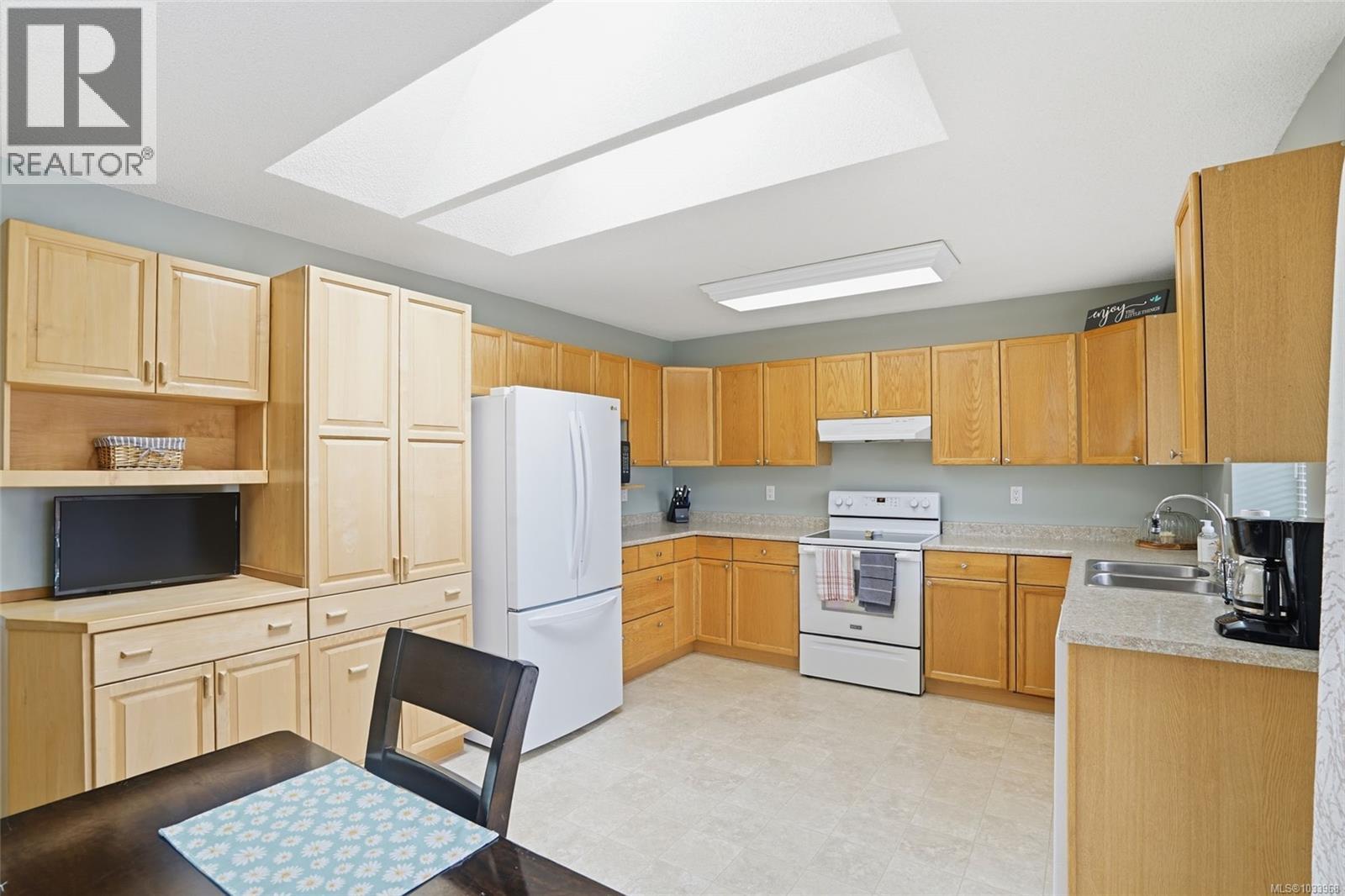 2517 Nadely Cres - 11